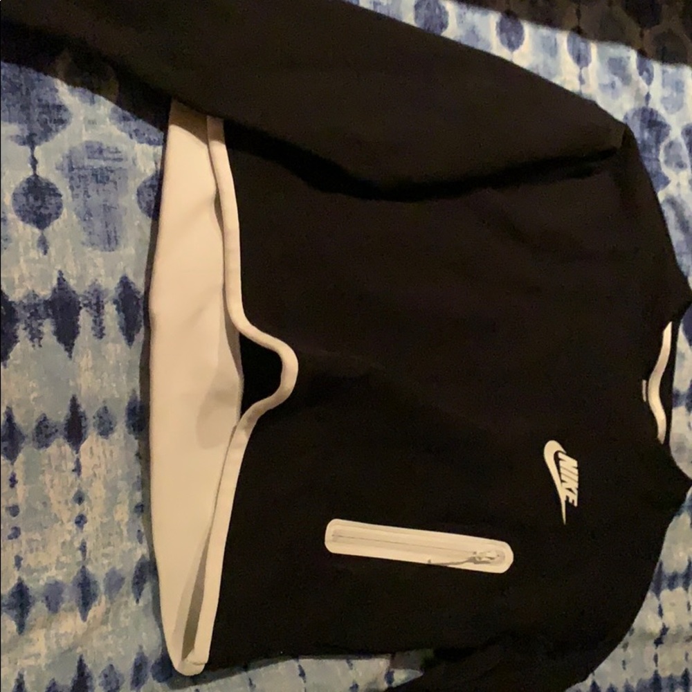 Brand new black and Nike long sleeve crop top!